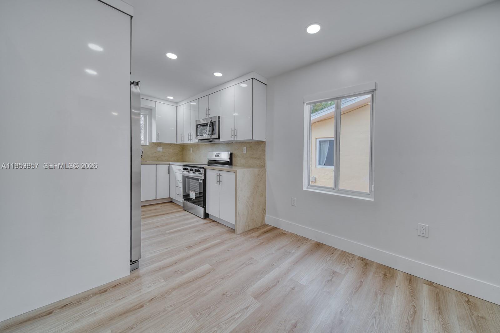 4345 Southwest 5th Terrace Miami, FL 33134 - Photo 6 of 27