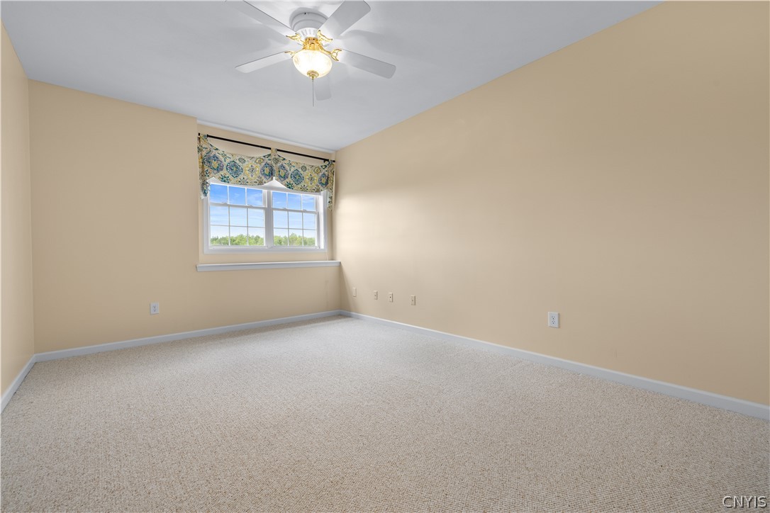 635 Higby Road New Hartford, NY 13501 - Photo 36 of 49
