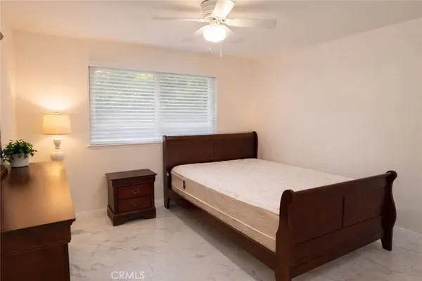 $1,500 | 23120 Posada Drive, Valencia, CA 91354