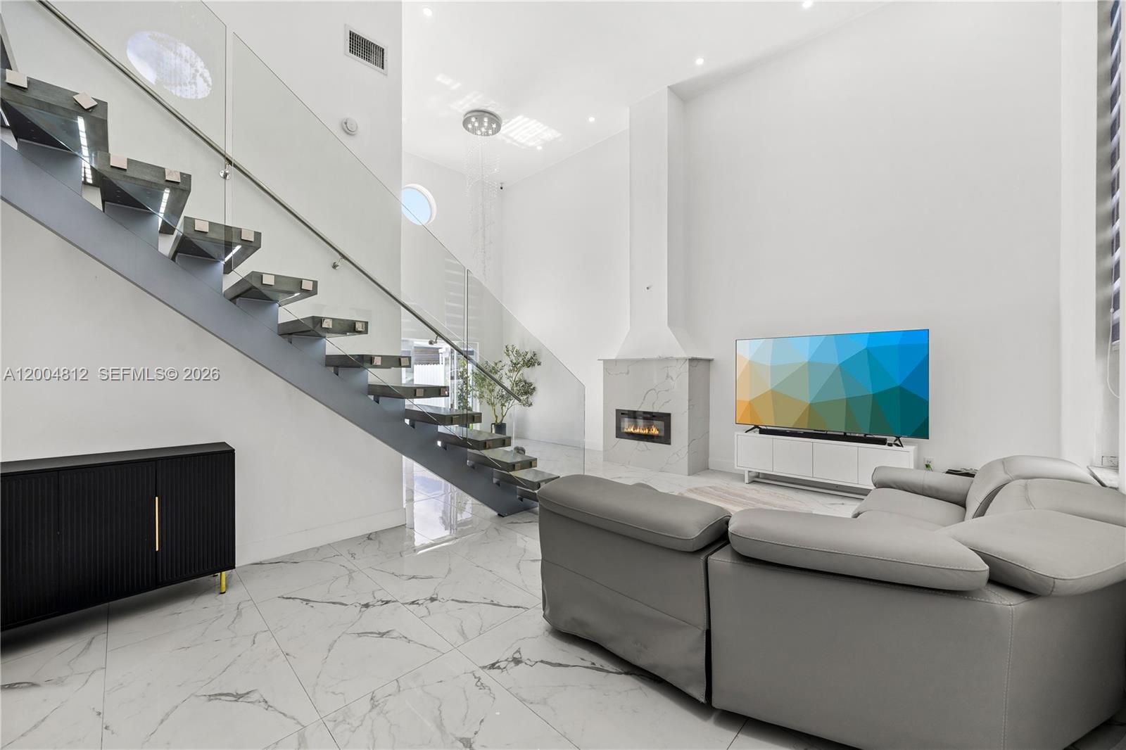 14446 Southwest 95th Terrace Miami, FL 33186 - Photo 4 of 24