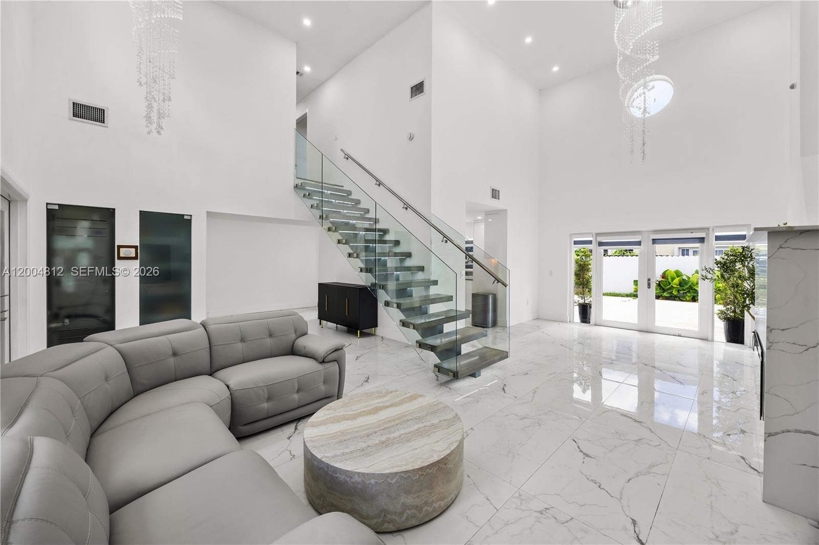 14446 Southwest 95th Terrace Miami, FL 33186 - Photo 5 of 24