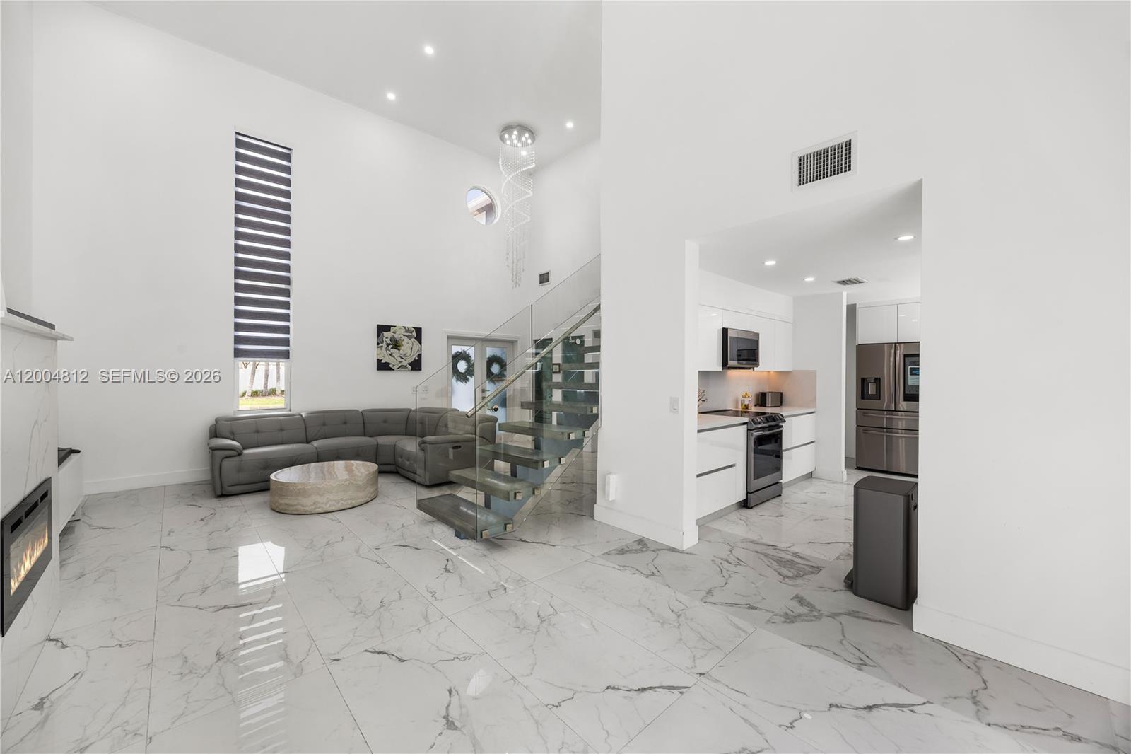 14446 Southwest 95th Terrace Miami, FL 33186 - Photo 6 of 24