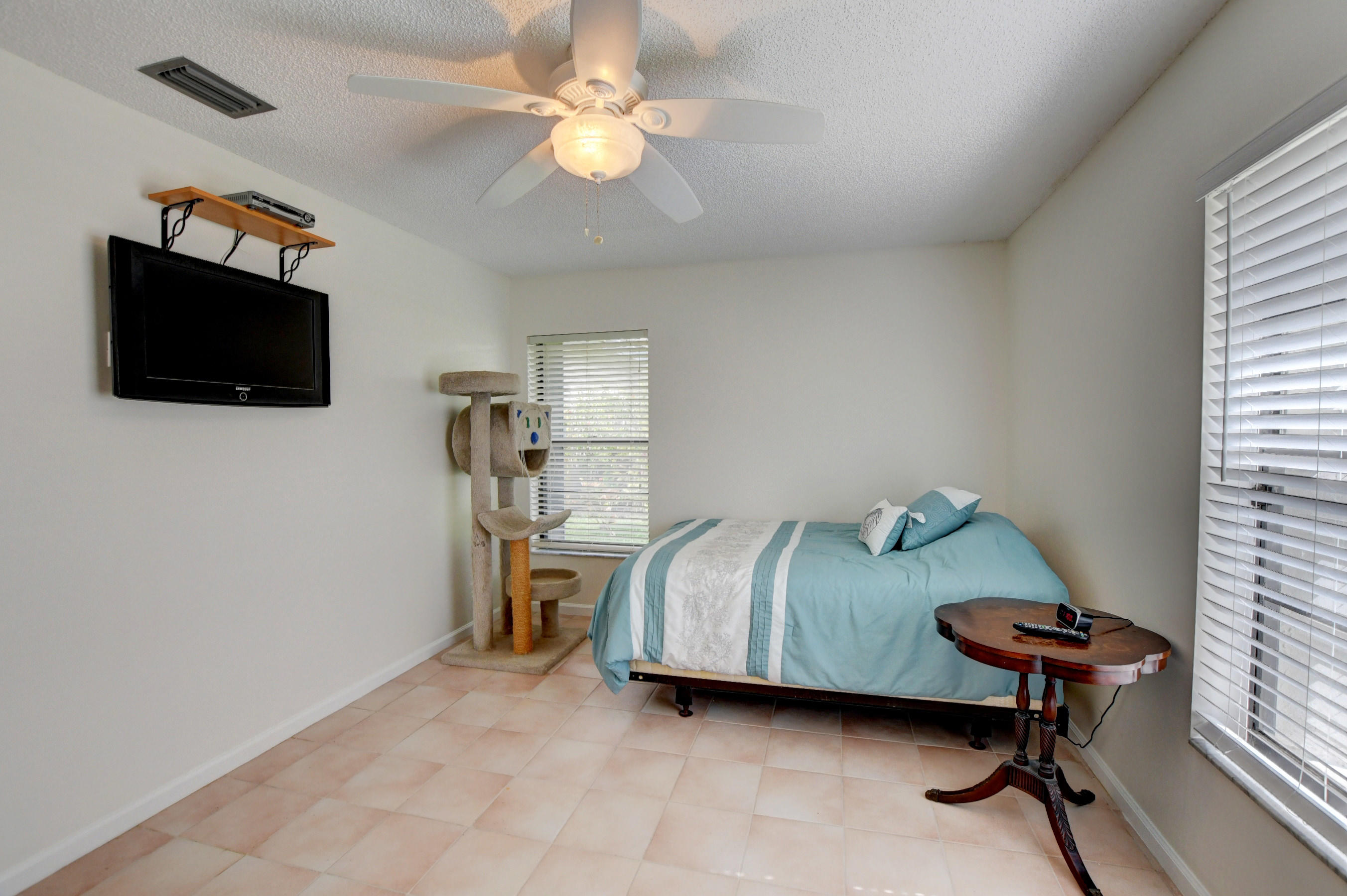 11511 Island Lakes Lane Boca Raton, FL 33498 - Photo 23 of 63 37_ebf_3032and4more