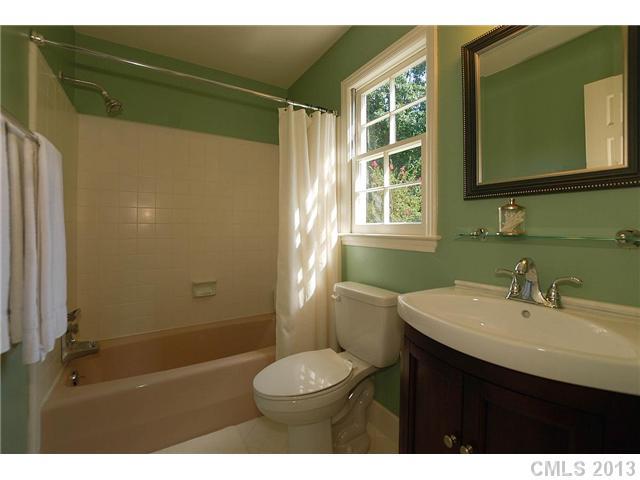 3313 Stocktie Road Charlotte, NC 28210 - Photo 9 of 15 Gallery Image 9