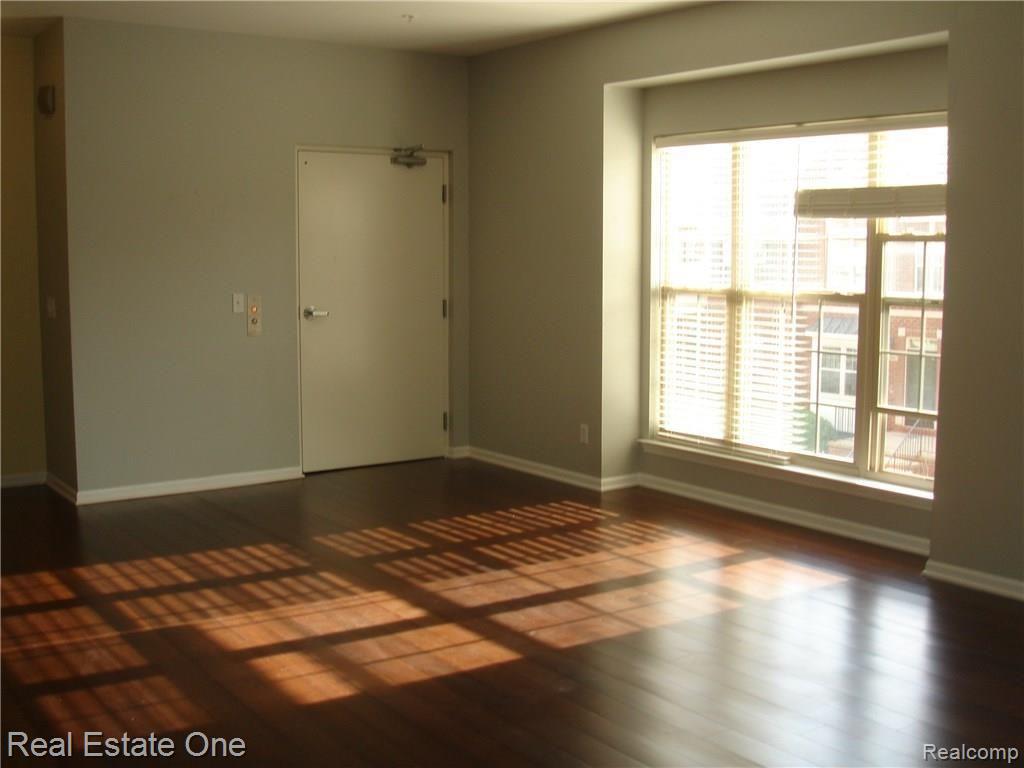1429 Raliegh Place, Unit 99 Troy, MI 48084 - Photo 5 of 22