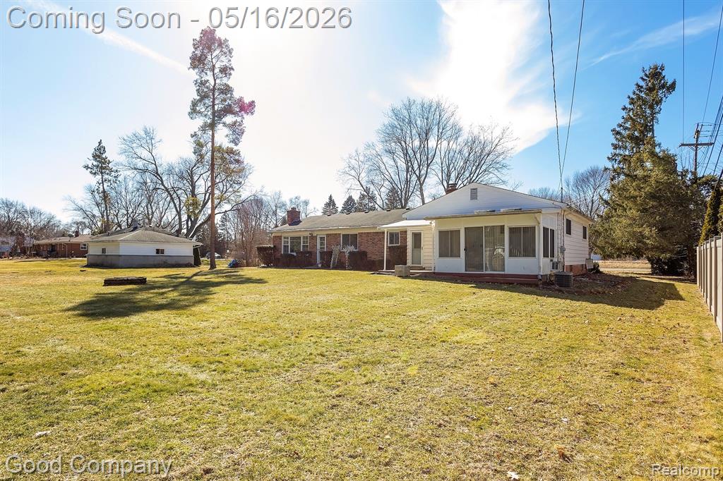 1776 Welch Road Walled Lake, MI 48390 - Photo 37 of 40
