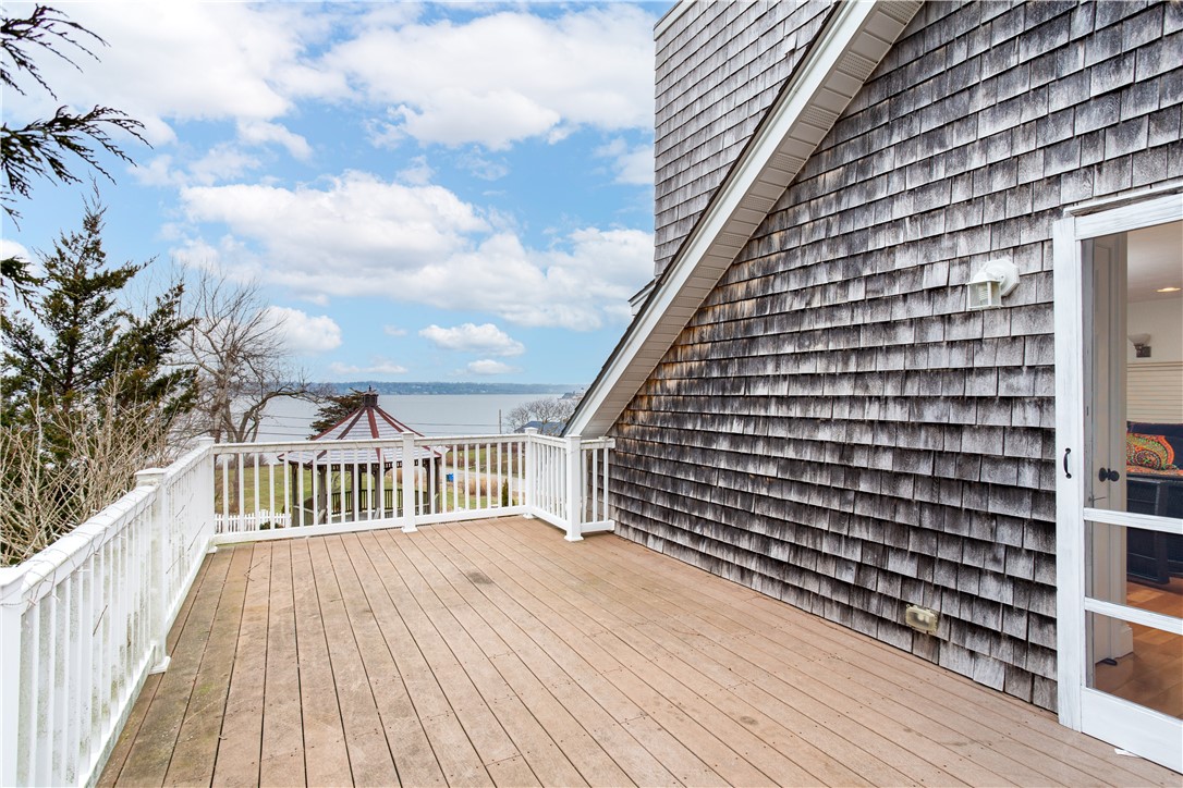 35 Seaspray Way Little Compton, RI 02837 - Photo 4 of 35 Gallery Image 4