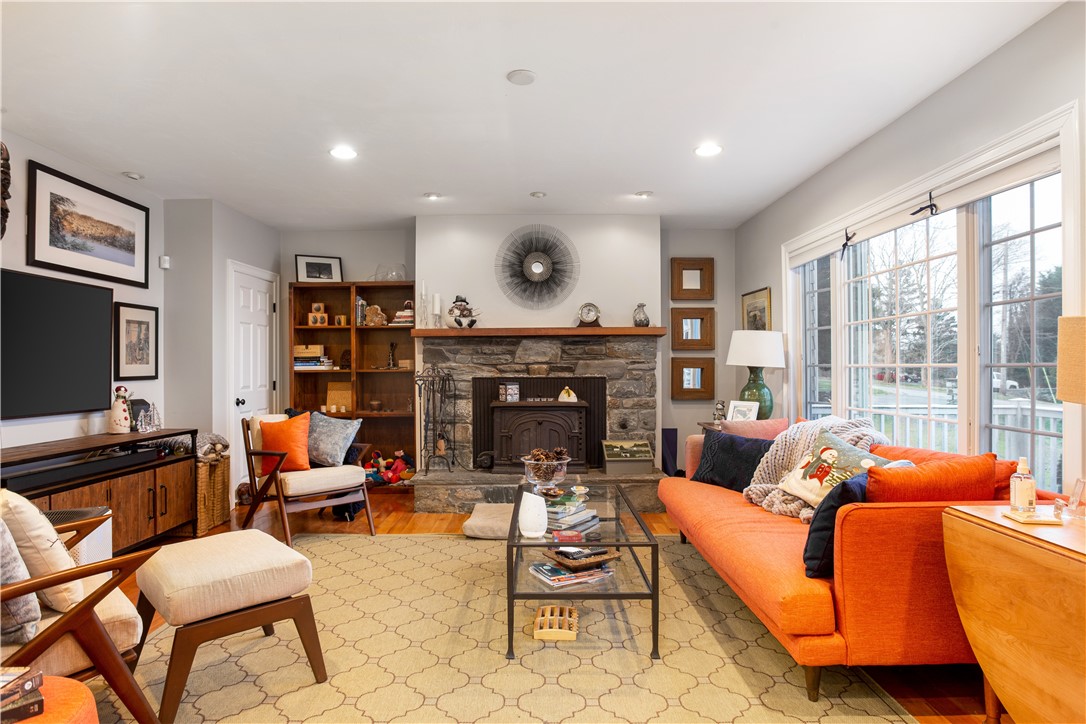 35 Seaspray Way Little Compton, RI 02837 - Photo 10 of 35 Gallery Image 10