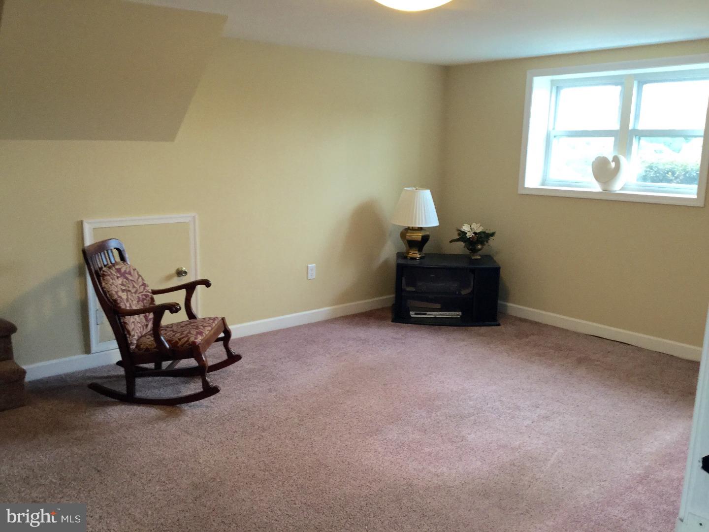 779 Phillips Road Warminster, PA 18974 - Photo 6 of 15 Gallery Image 6