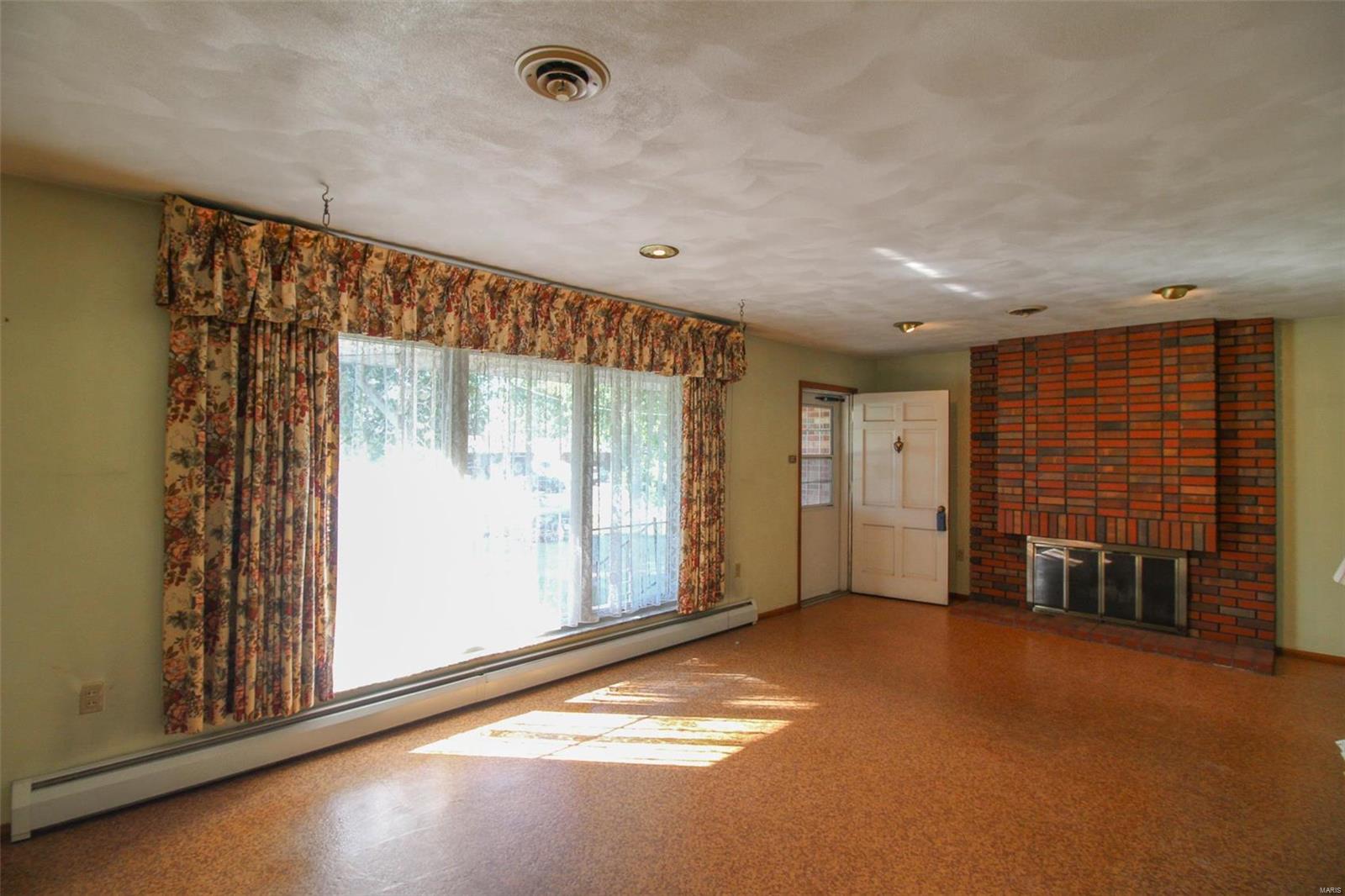 2429 Morrison Road Granite City, IL 62040 - Photo 8 of 45 Gallery Image 8