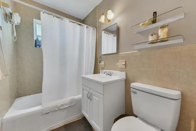 $325,000 | 629 Dogwood Road, West Palm Beach, FL 33409