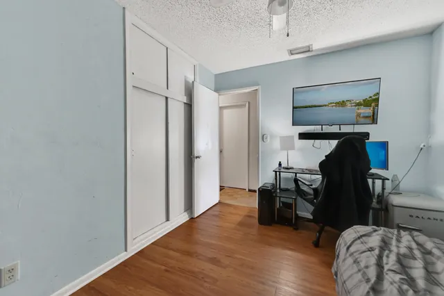 $325,000 | 629 Dogwood Road, West Palm Beach, FL 33409