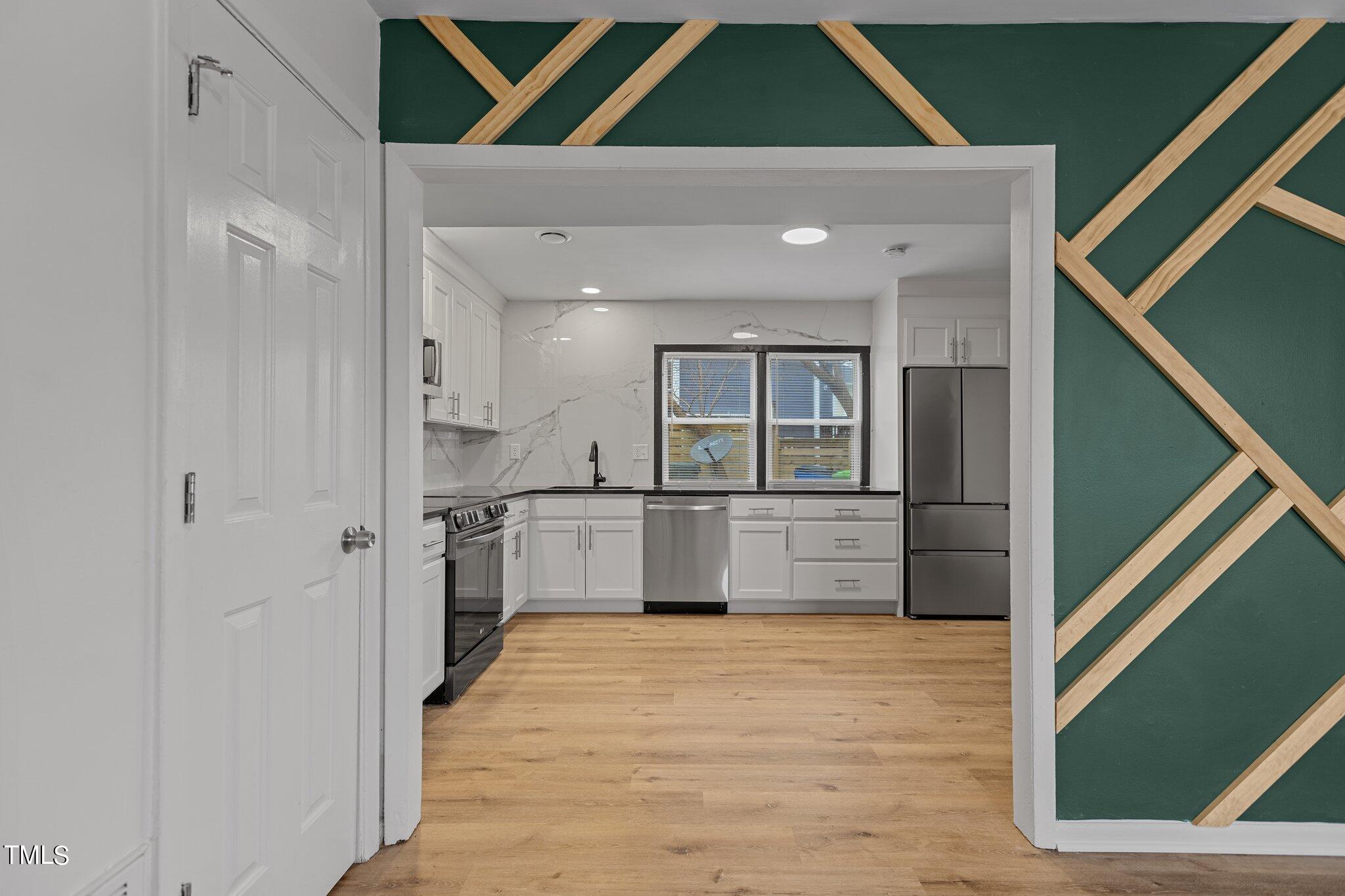 1601 Pender Street Raleigh, NC 27610 - Photo 21 of 46 40-web-or-mls-IMGL0645