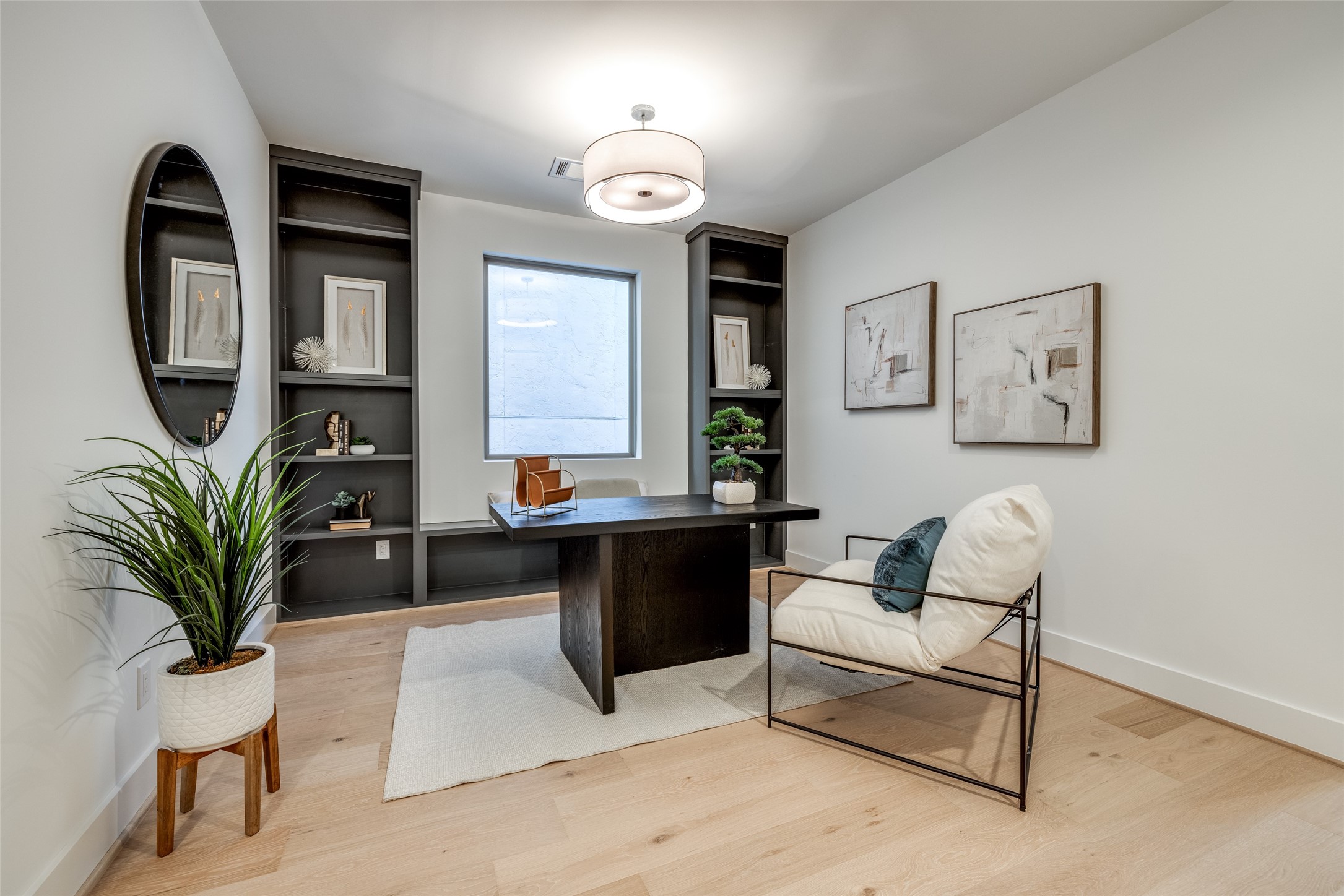 2410 Quenby Street Houston, TX 77005 - Photo 29 of 39 Estimated Completion date 06/30/2026 * Customization options available during construction ONLY * THIS IS AN ACTIVE CONSTRUCTION SITE, BUYERS MUST REQUEST APPOINTMENT TO BE ON PREMISE AT ALL TIMES. All information should be independently verified. Plans are subject to change without notification.