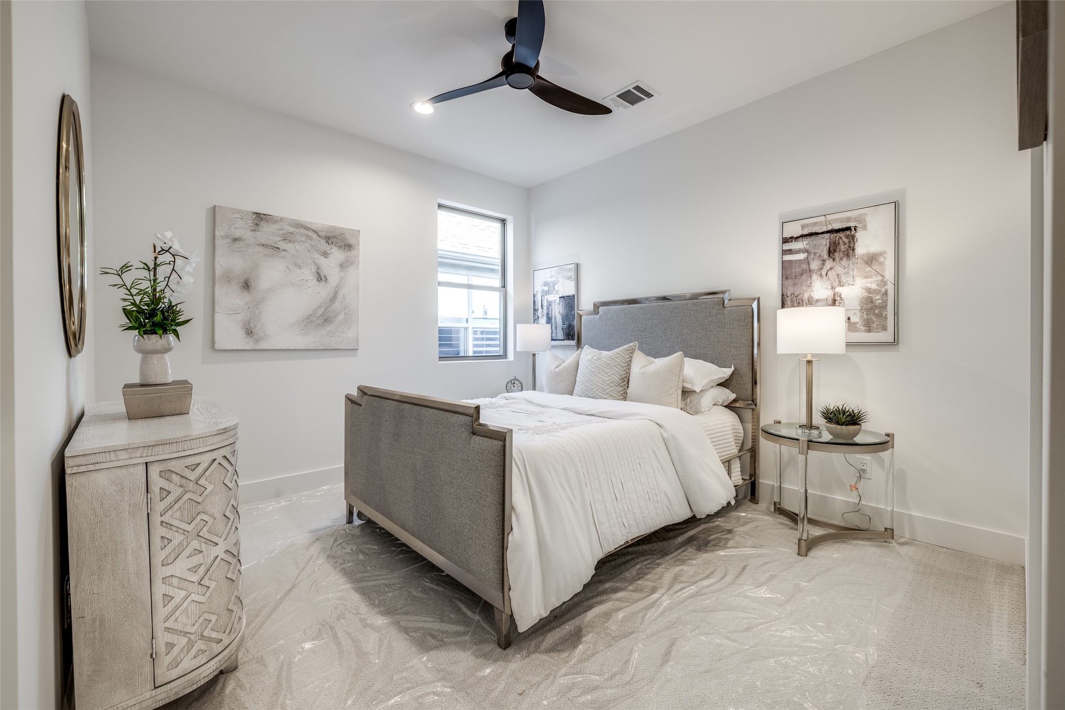 2410 Quenby Street Houston, TX 77005 - Photo 36 of 37 * ASK ABOUT CUSTOMIZATION OPTIONS DURING CONSTRUCTION ONLY
* MAZZARINO MODEL HOME
* PHOTOS MAY SHOW A SIMILAR FLOOR PLAN AND/OR UPGRADED/ALTERNATIVE FINISHES
* Please use these photos as a guide
* THIS IS AN ACTIVE CONSTRUCTION SITE, BUYERS MUST REQUEST APPOINTMENT TO BE ON PREMISES AT ALL TIMES.