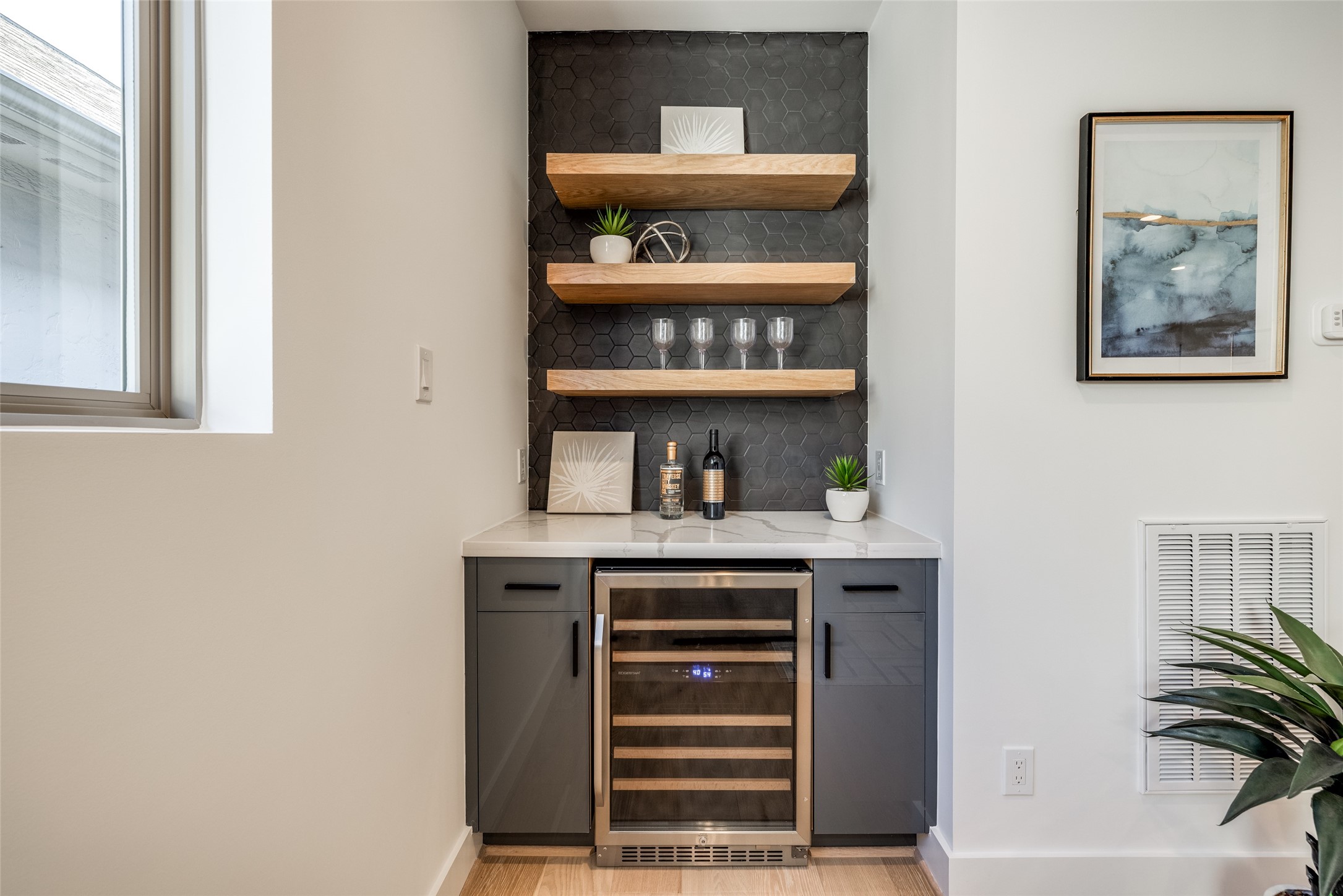 2410 Quenby Street Houston, TX 77005 - Photo 36 of 42 Estimated Completion date 06/30/2026 * Customization options available during construction ONLY * THIS IS AN ACTIVE CONSTRUCTION SITE, BUYERS MUST REQUEST APPOINTMENT TO BE ON PREMISE AT ALL TIMES. All information should be independently verified. Plans are subject to change without notification.