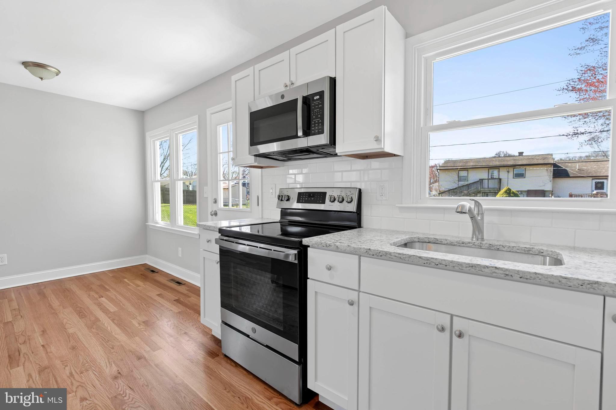 120 Rolling Drive Newark, DE 19713 - Photo 5 of 24