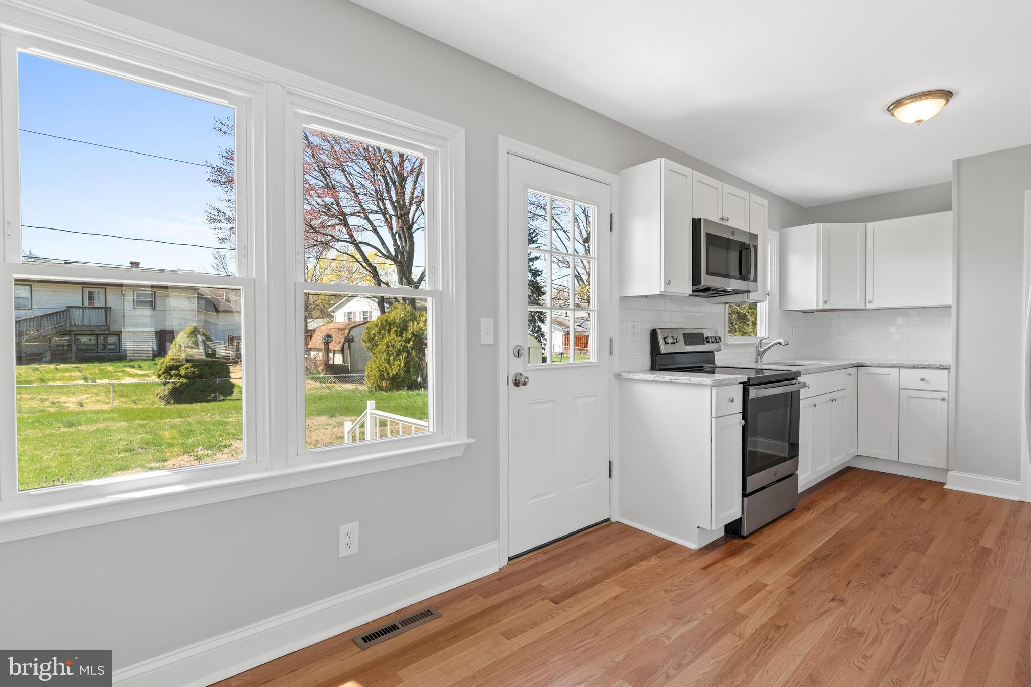 120 Rolling Drive Newark, DE 19713 - Photo 6 of 24