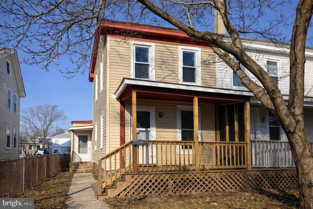 $1,700 | 206 Cedar Street, Millville, NJ 08332