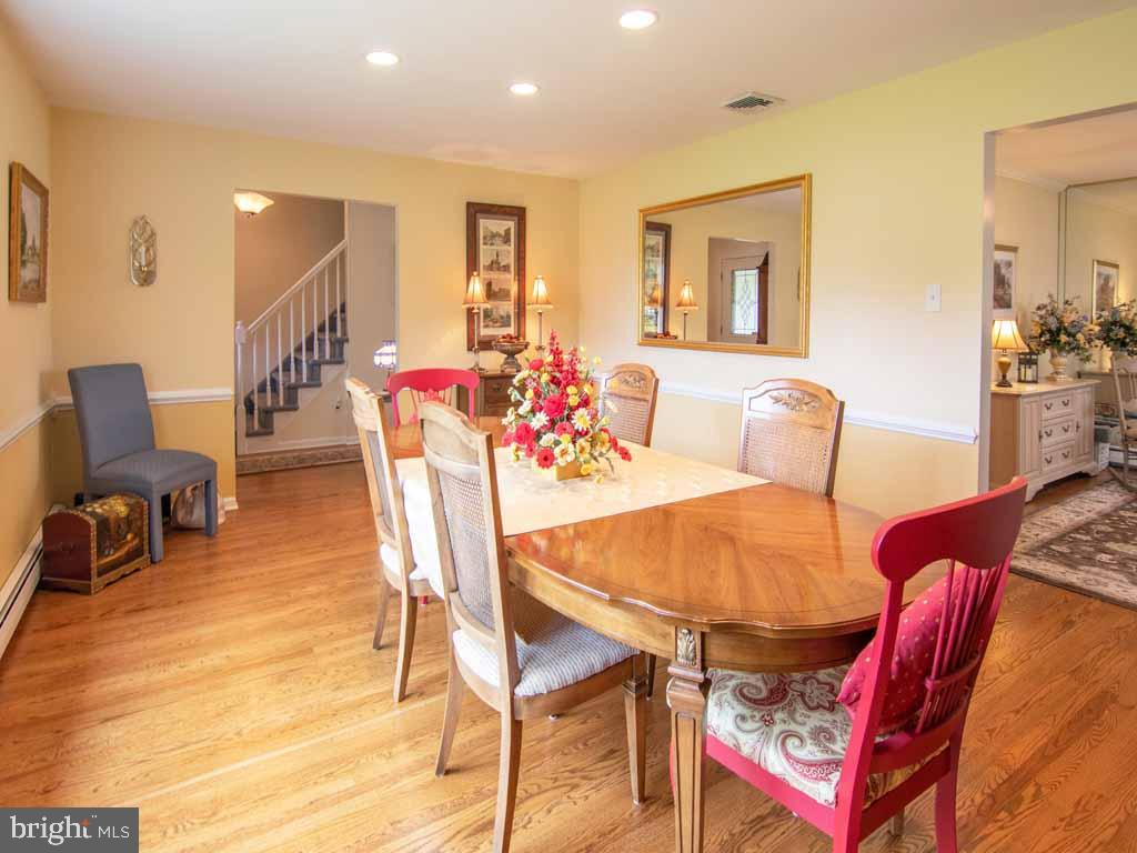 75 Karen Road Holland, PA 18966 - Photo 14 of 55 DR was reversed with LR