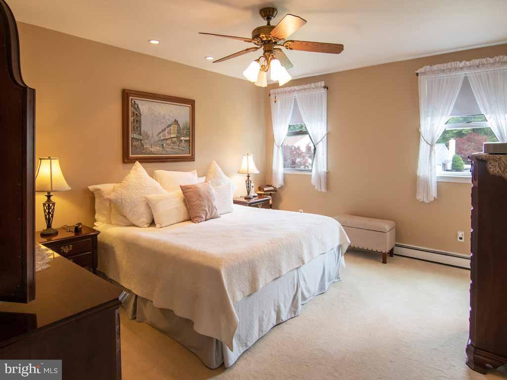 75 Karen Road Holland, PA 18966 - Photo 23 of 55 Master has ceiling fan with light