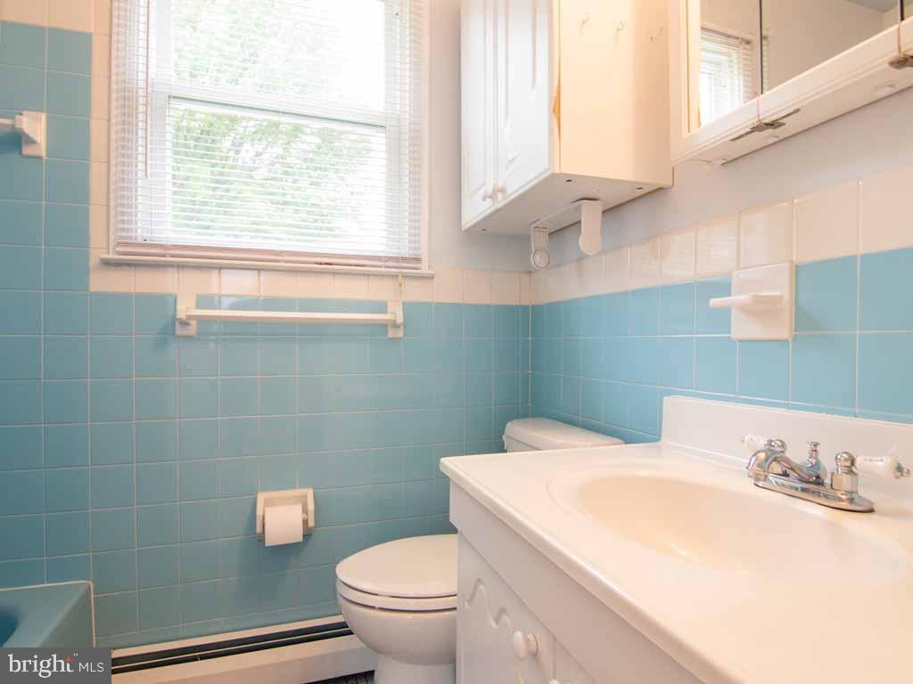 75 Karen Road Holland, PA 18966 - Photo 44 of 55 bathroom in-law suite