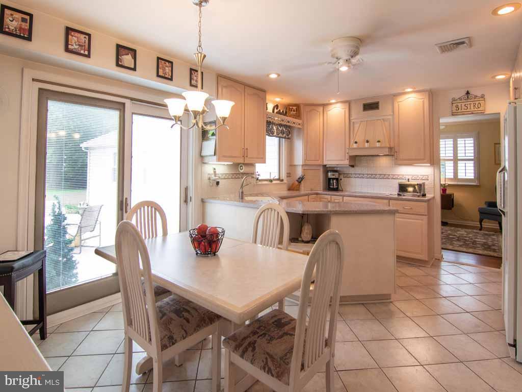 75 Karen Road Holland, PA 18966 - Photo 6 of 55 Sliding glass doors to large patio
