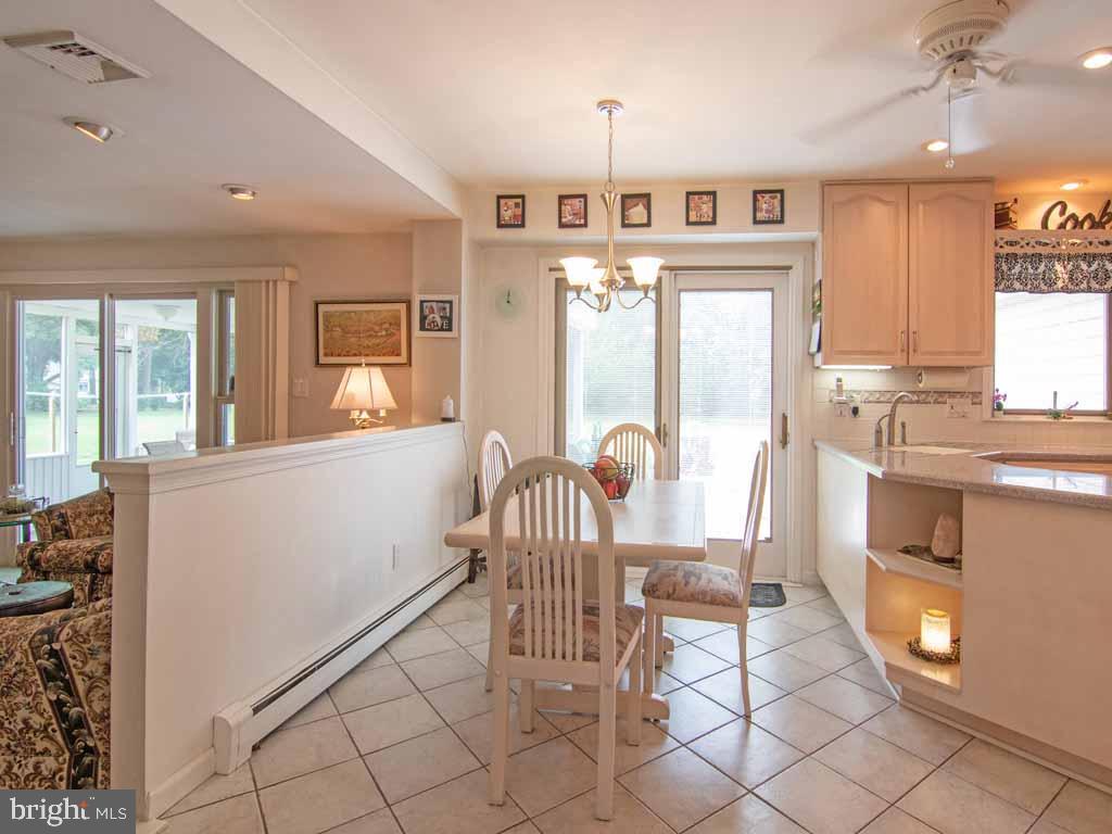 75 Karen Road Holland, PA 18966 - Photo 7 of 55 Open entertaining area