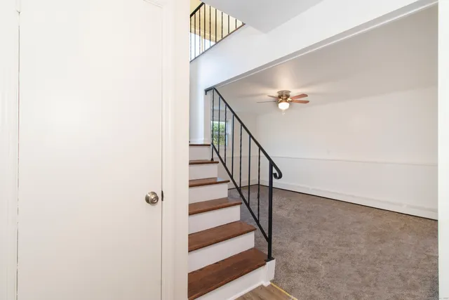 a view of entryway and hall