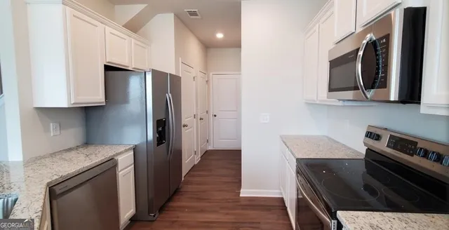 $2,300 | 82 Sepia Oak Drive, Newnan, GA 30263