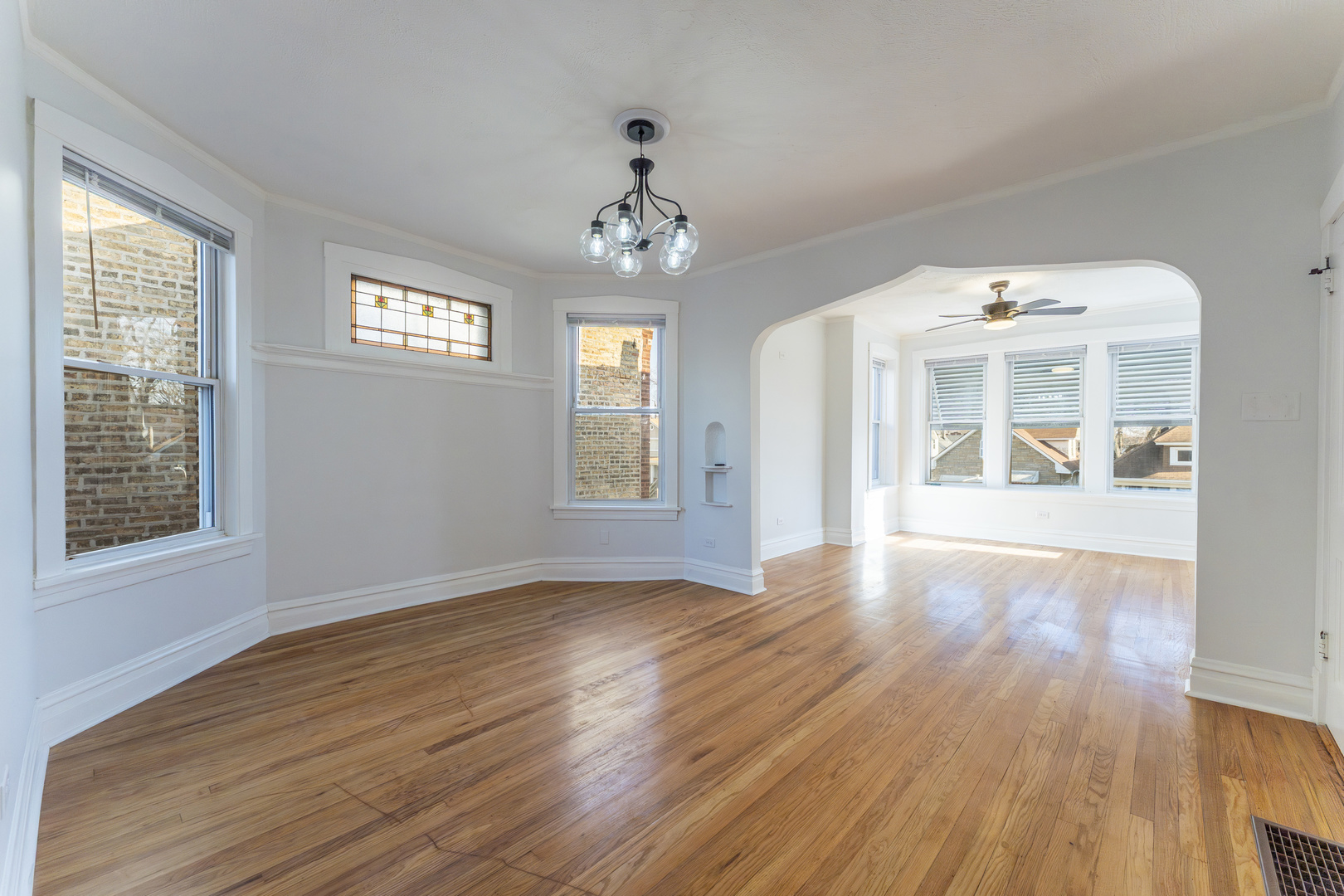 1246 North Monitor Avenue, Unit 2 Chicago, IL 60651 - Photo 2 of 10