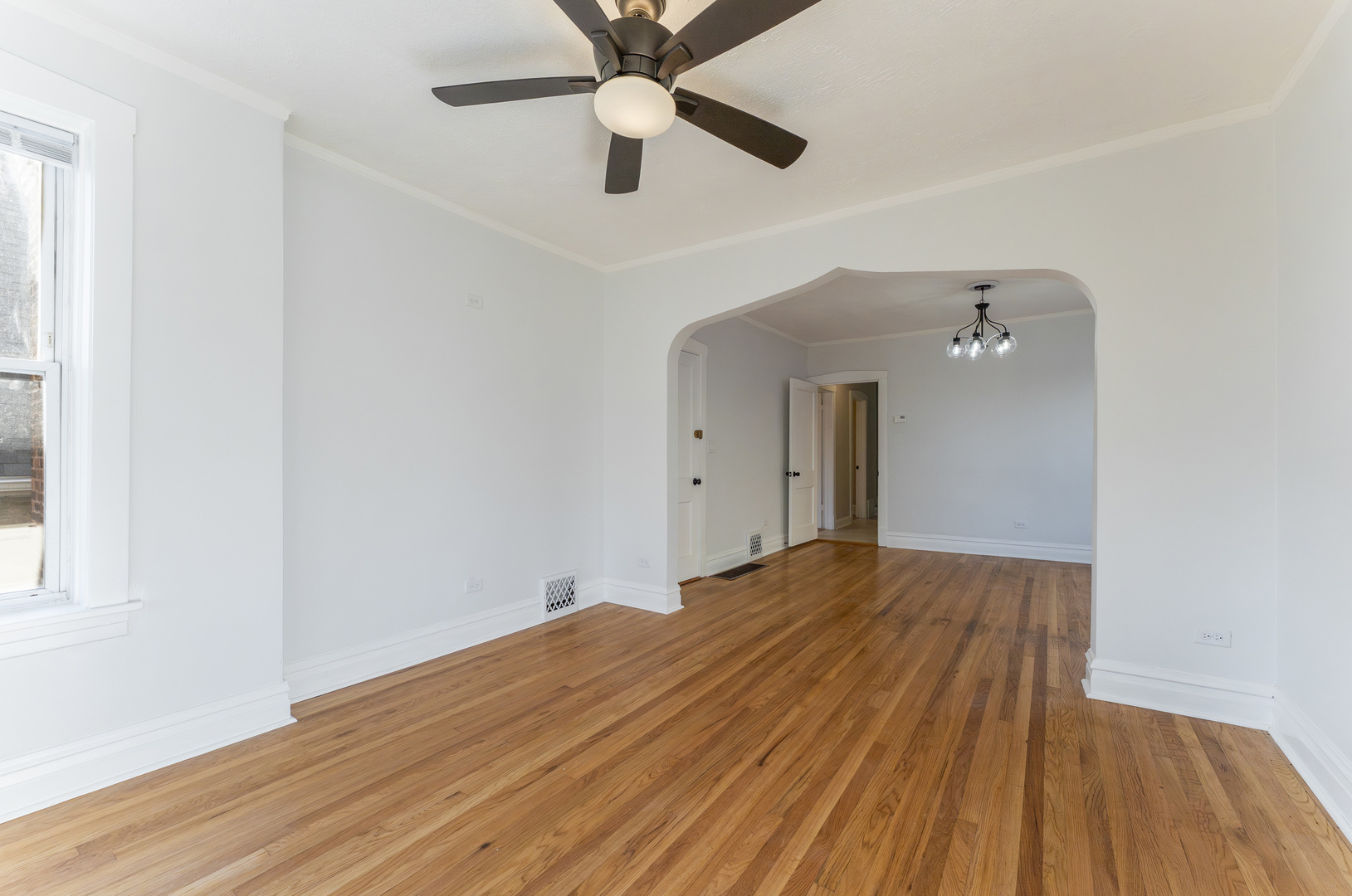 1246 North Monitor Avenue, Unit 2 Chicago, IL 60651 - Photo 4 of 10