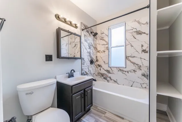 $1,750 | 1246 North Monitor Avenue, Unit 2, Chicago, IL 60651