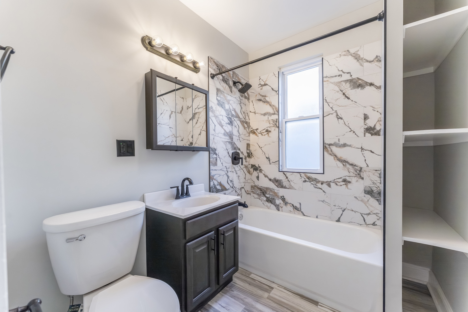 1246 North Monitor Avenue, Unit 2 Chicago, IL 60651 - Photo 8 of 10