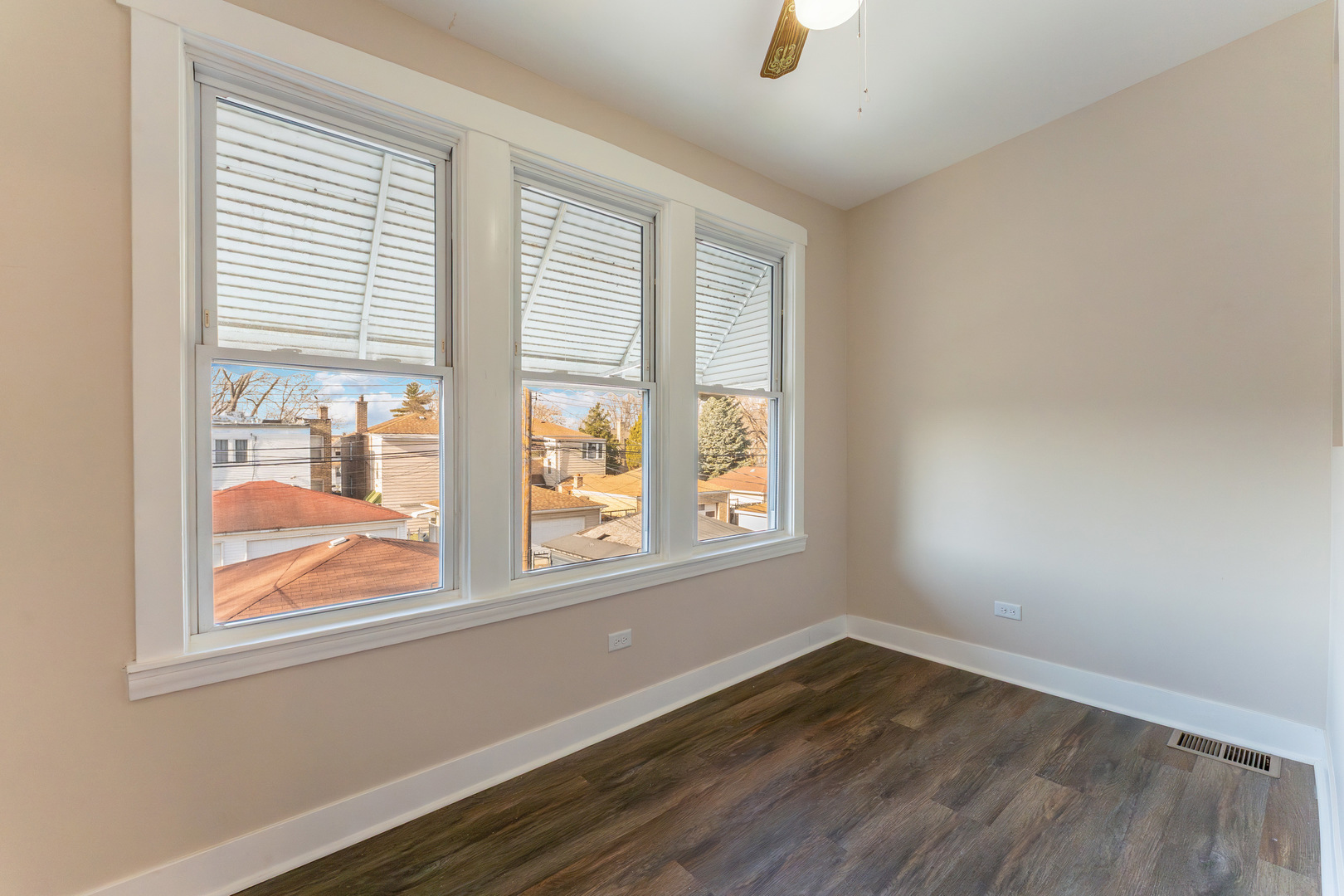 1246 North Monitor Avenue, Unit 2 Chicago, IL 60651 - Photo 9 of 10