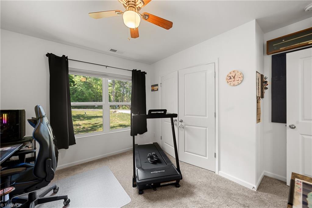 147 Lambeth Road Thomasville, NC 27360 - Photo 33 of 40