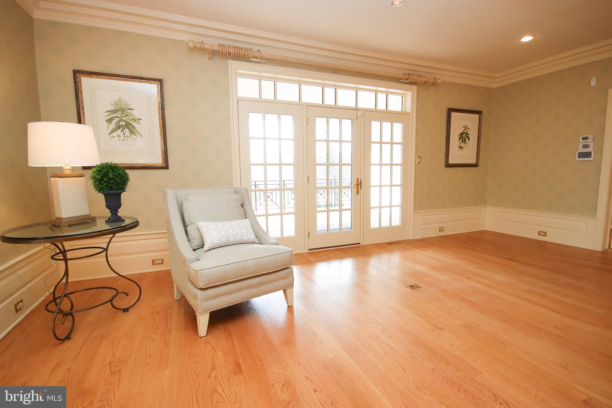 400 Inveraray Villanova, PA 19085 - Photo 33 of 61 Serene reading spot off private deck