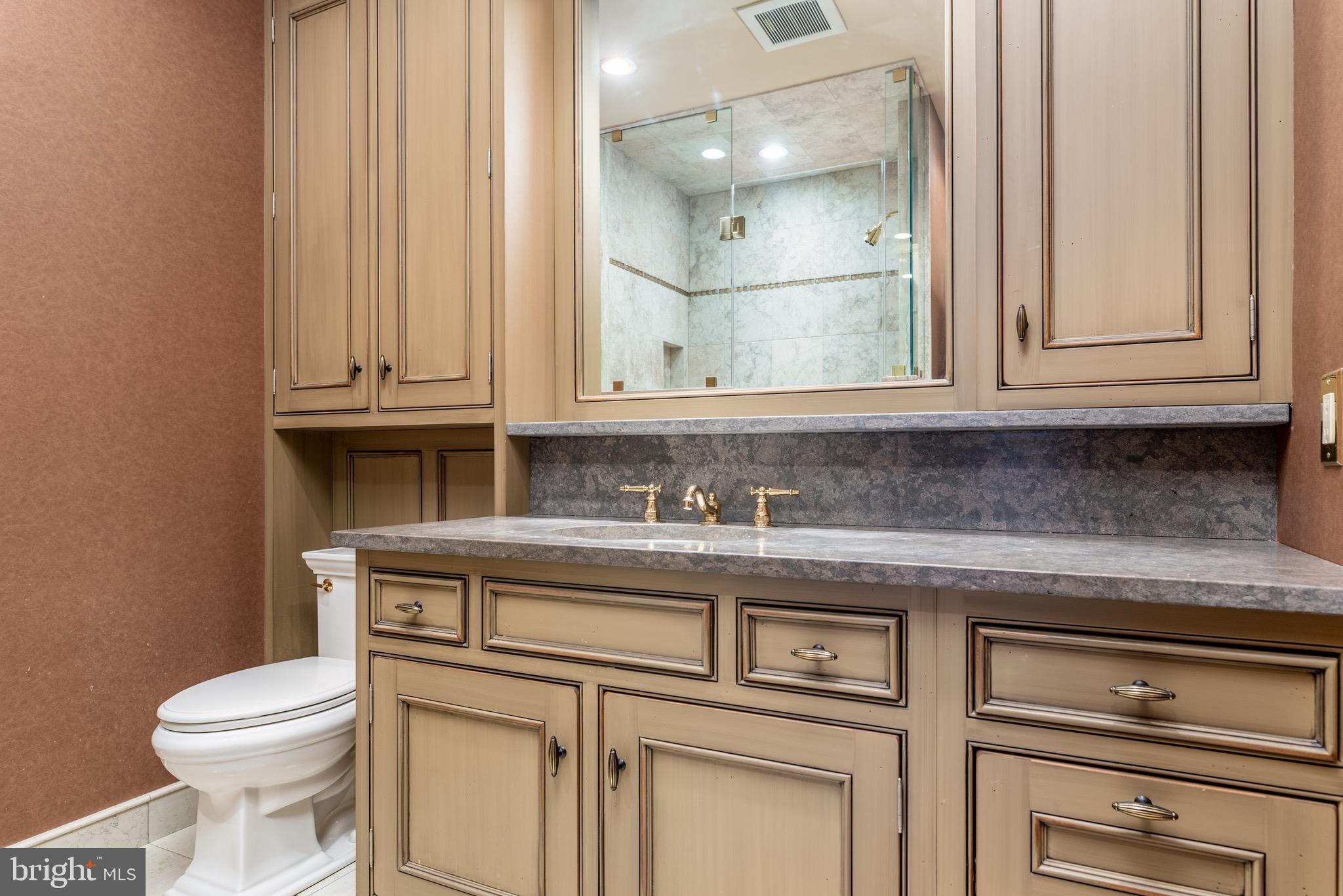 400 Inveraray Villanova, PA 19085 - Photo 45 of 61 Bedroom 5 full bath