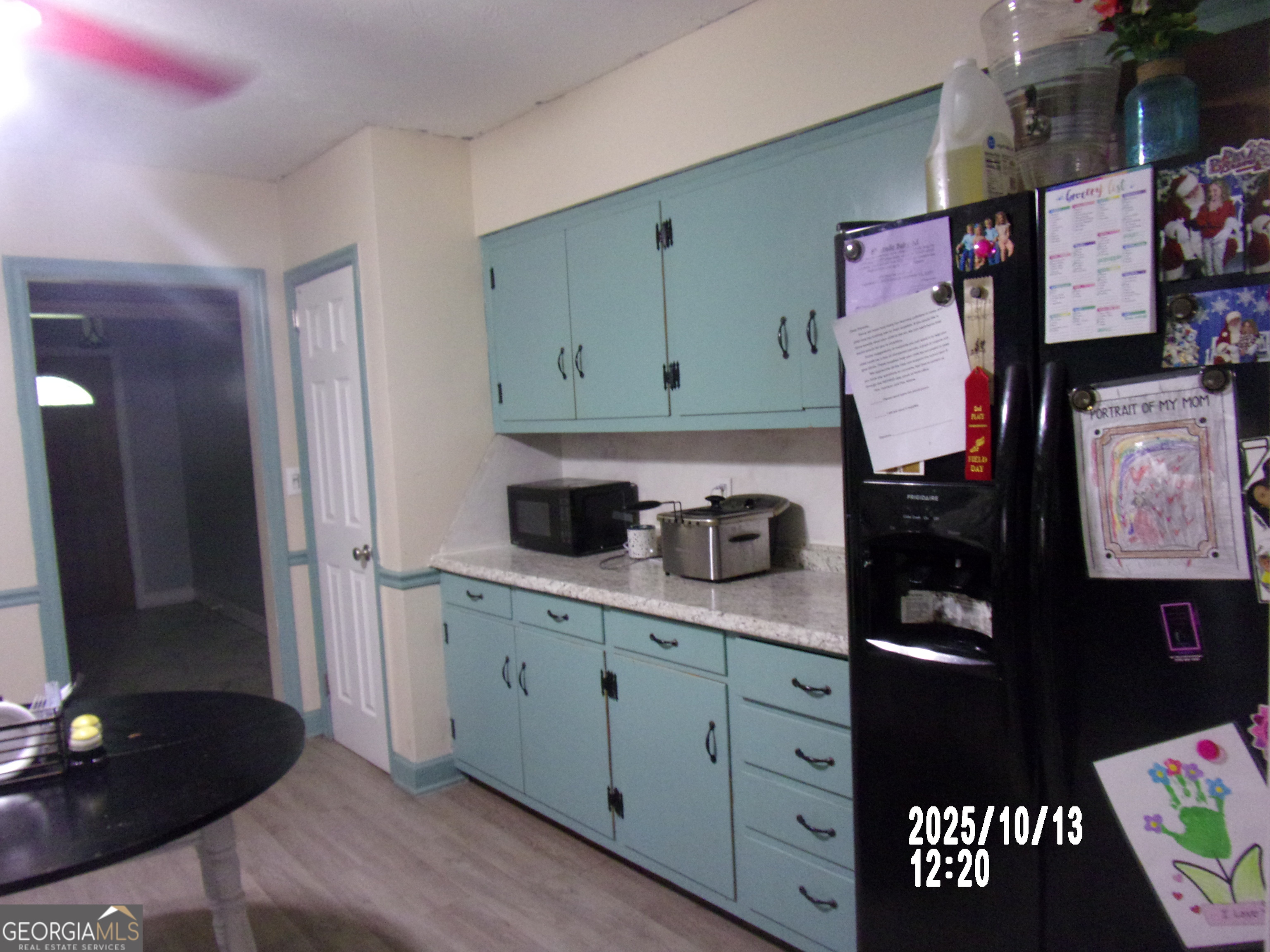 133 Springdale Drive Thomaston, GA 30286 - Photo 30 of 40 a kitchen with stainless steel appliances granite countertop a refrigerator and a stove