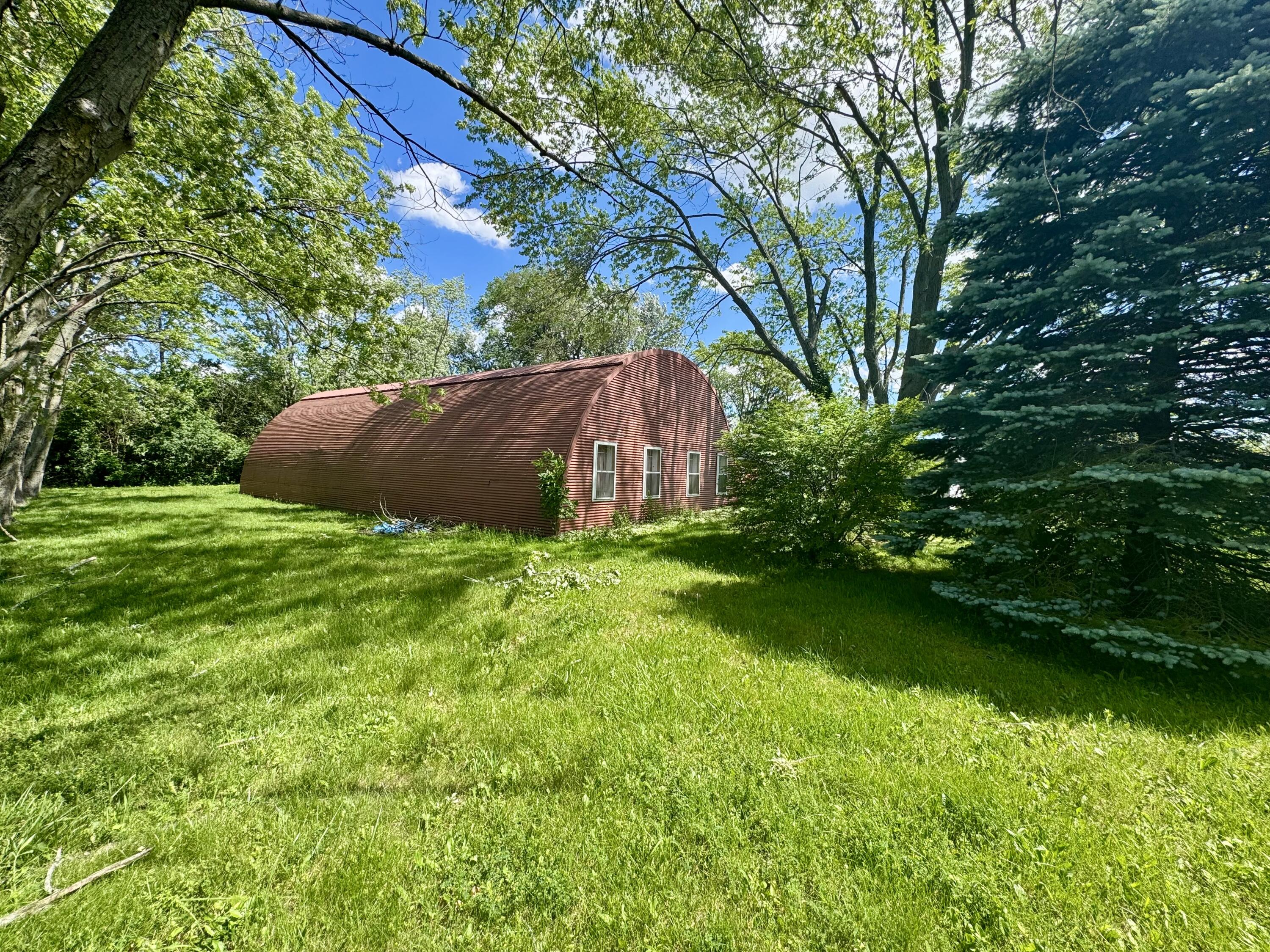 9730 37th Street Somers, WI 53144 - Photo 10 of 46 Barn