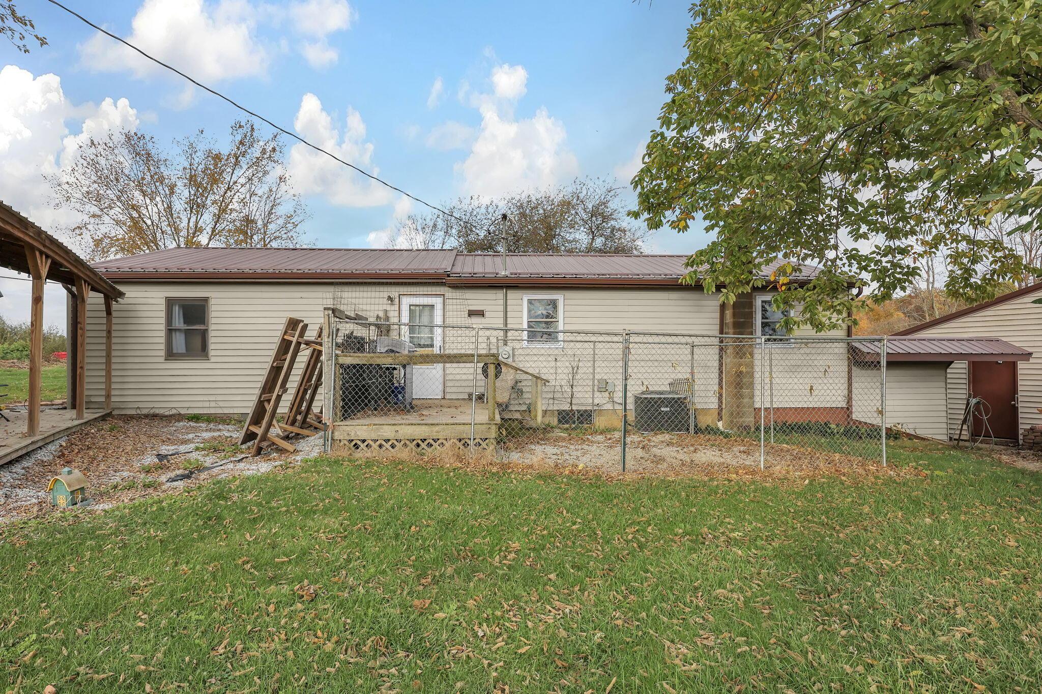 17853 Waterford Road Fredericktown, OH 43019 - Photo 18 of 28 23-web-or-mls-17853-waterford-rd