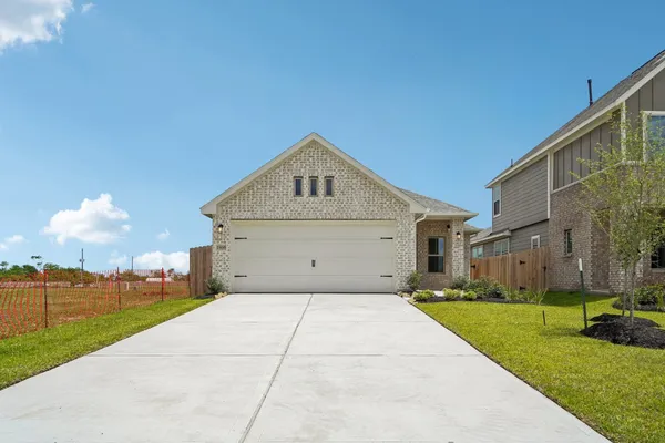 $311,688 | 21115 Autumn Hts Drive, Rosharon, TX 77583