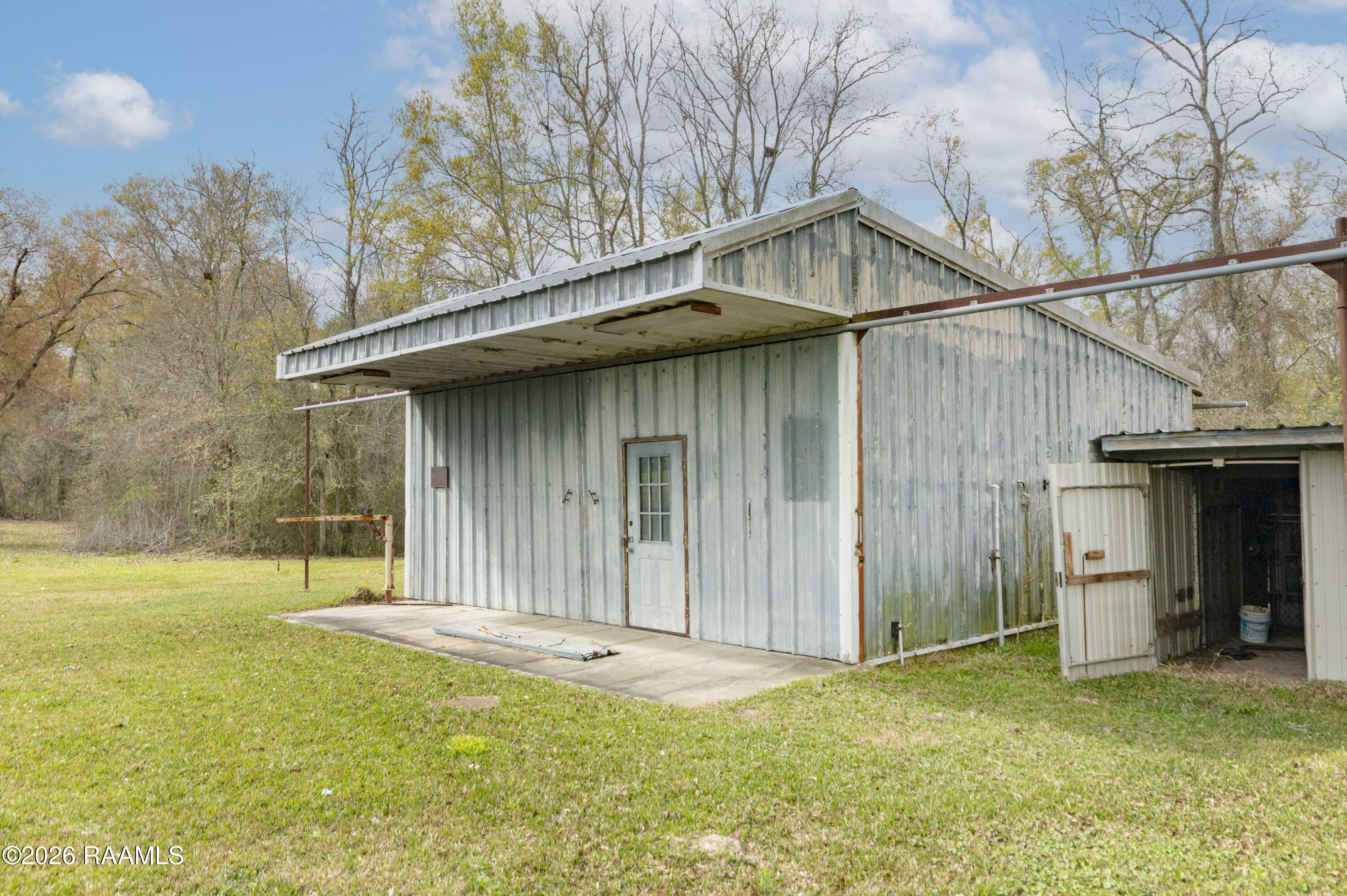 3230 Amerada Road Kaplan, LA 70548 - Photo 20 of 22 Shed 1