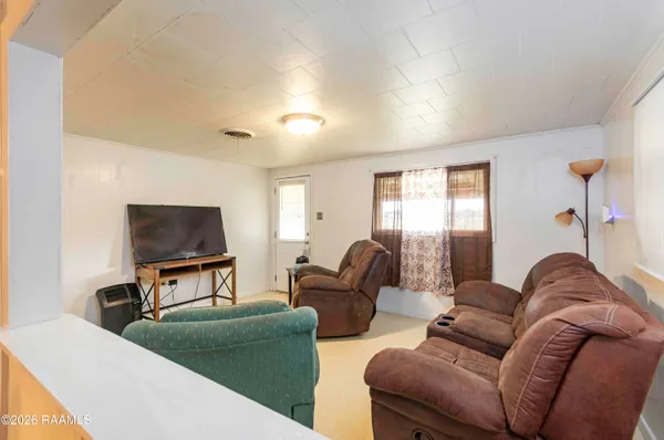 $149,900 | 3230 Amerada Road, Kaplan, LA 70548