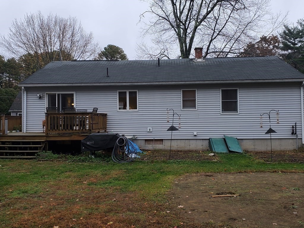 184 Senator Street Springfield, MA 01129 - Photo 3 of 30