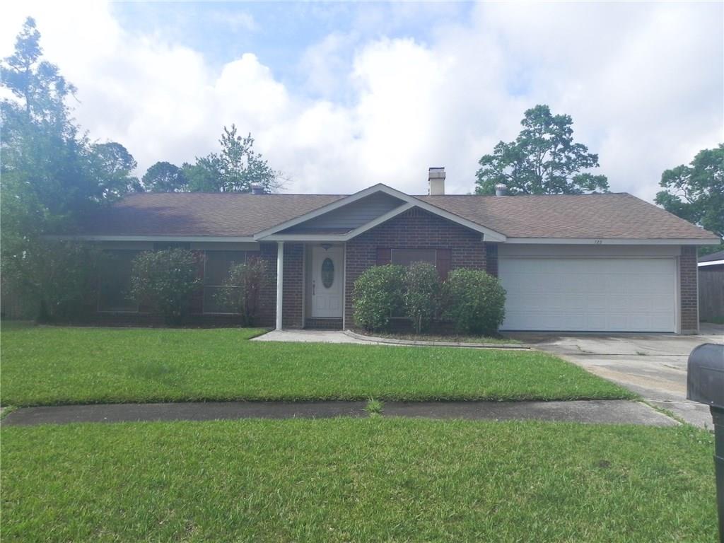 125 Maple Circle Slidell, LA 70458 - Photo 2 of 16