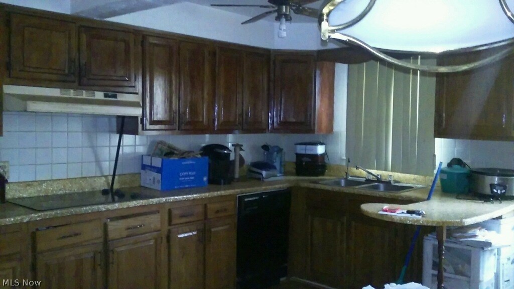 2506 Noble Road Cleveland Heights, OH 44121 - Photo 2 of 3