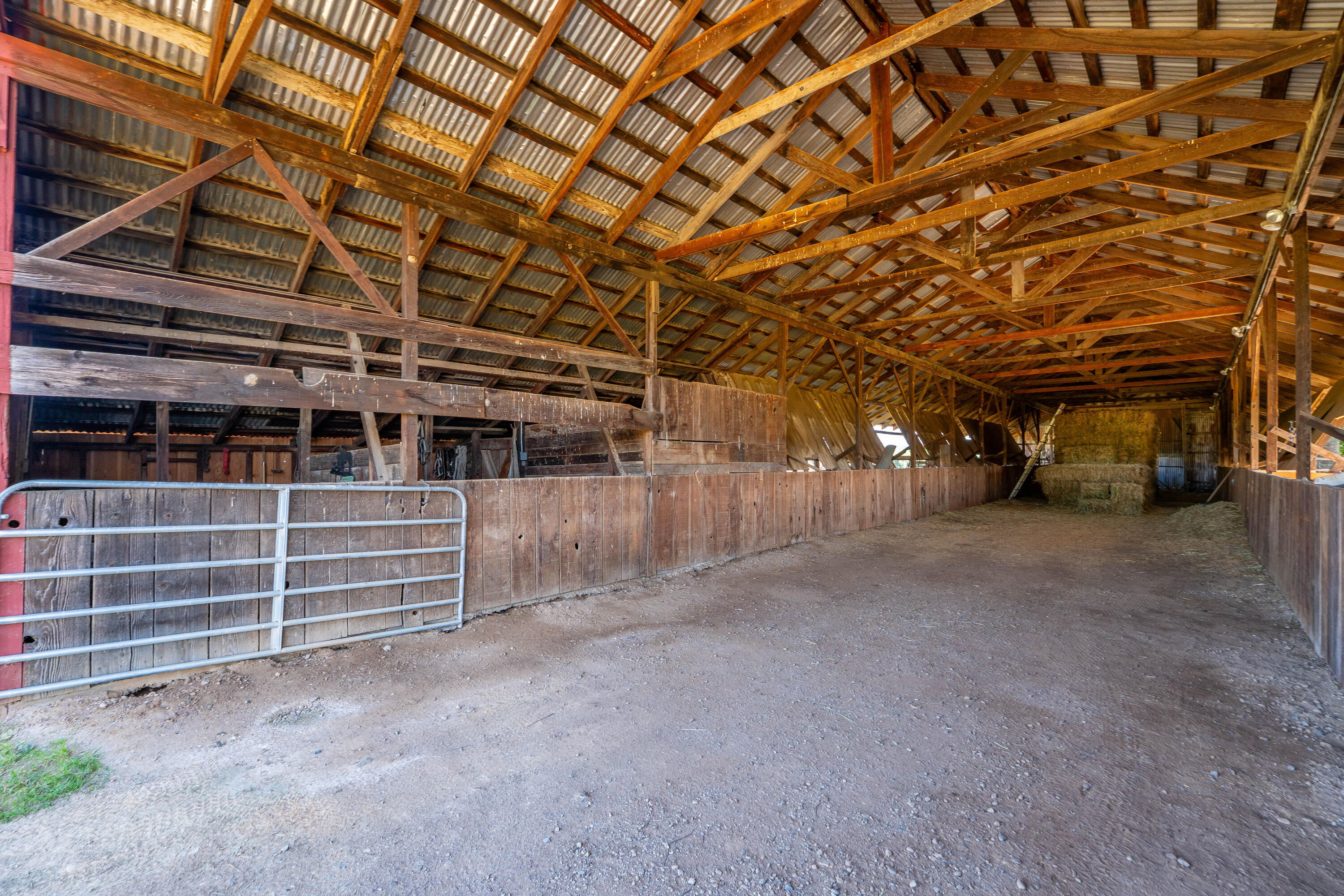 16857 Gas Point Road Cottonwood, CA 96022 - Photo 20 of 40 160-3141 Meadow Oak Ln - EG-36