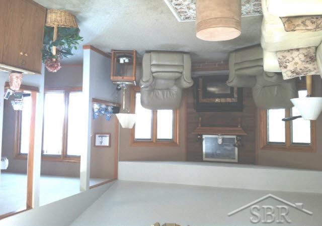 8572 Ederer Road Saginaw, MI 48609 - Photo 6 of 16 20323665-5.JPG
