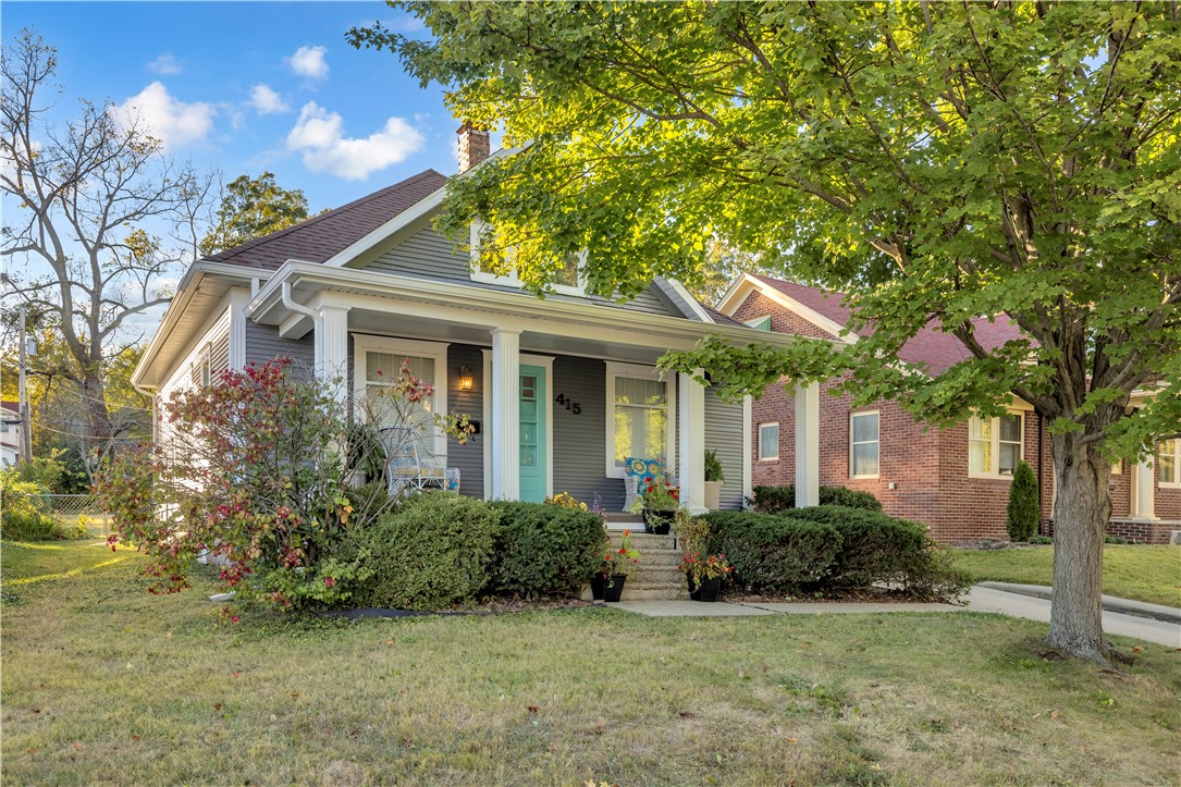 415 North Summit Avenue Decatur, IL 62522 - Photo 2 of 32 Gallery Image 2